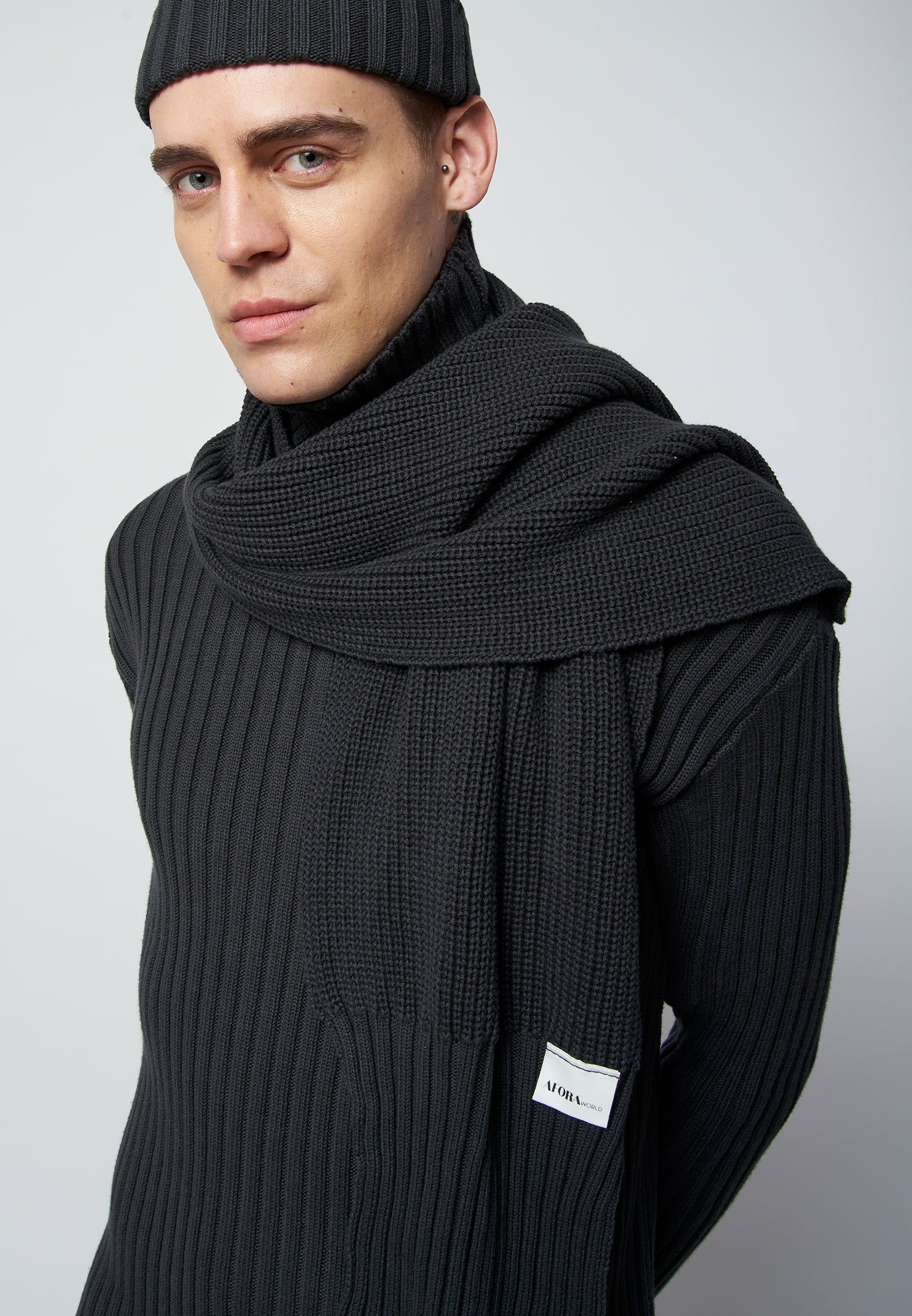 TRIO: Strickmütze, Schal und Pullover aus reiner Bio Baumwolle